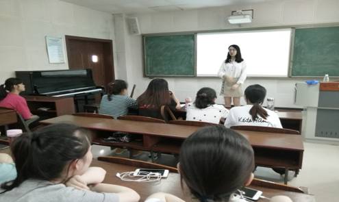 clip_image004.jpg o_1dcle7gh91khr1f46t32ikf1jg6h